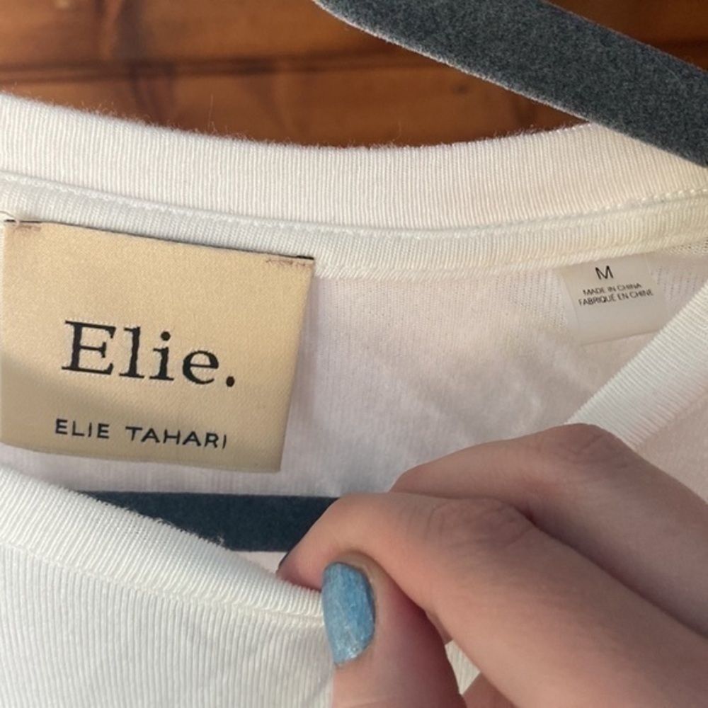 Elie Tahari Hamani Knit Lace Sleeve Crewneck Top​ - Picture 3 of 7